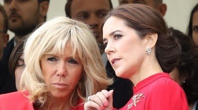 Vestidos rojos, tiaras y mucha complicidad en la visita de los Macron a la Familia Real Danesa