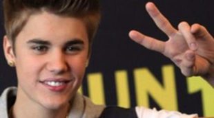 Justin Bieber se tatúa el nombre de su último disco y planea hacerse uno con Selena Gomez