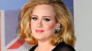 Adele anuncia que está embarazada de su primer hijo junto a su novio Simon Konecki