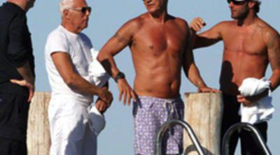 Giorgio Armani se divierte en Saint Tropez antes de surcar las aguas del Mediterráneo