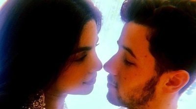 Priyanka Chopra y Nick Jonas cuentan como se conocieron, quién dio el primer paso y como será su boda