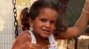 Rosalía causa furor en las redes con una foto de su infancia