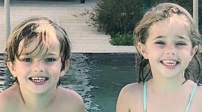 Magdalena de Suecia presume de sus hijos Leonor y Nicolás de Suecia con una divertida foto en la piscina