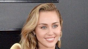 Miley Cyrus, muy tranquila en los Grammy 2019 tras la hospitalización de Liam Hemsworth