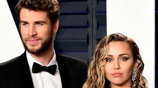 Miley Cyrus y Liam Hemsworth posan en su primera alfombra roja en los Premios Oscar 2019 tras casarse