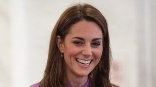 Kate Middleton luce el look más feminista en su día más ajetreado