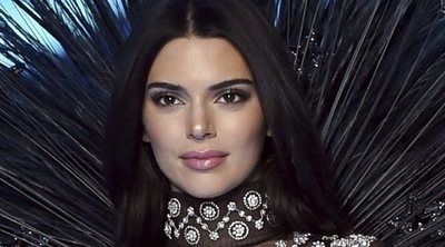 Kendall Jenner habla sobre los complejos que no le impedían encajar en el universo Kardashian