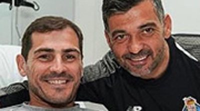 Iker Casillas se toma con humor todo el tiempo que tendrá libre debido a la recuperación de su infarto