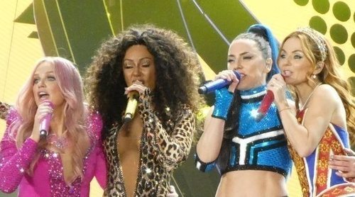 El espectacular regreso de las Spice Girls ha comenzado y no se libra de algún que otro problema de sonido
