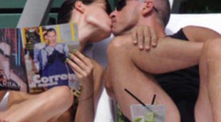 Eros Ramazzotti y su novia Marika Pellegrinelli disfrutan de sus vacaciones en Miami