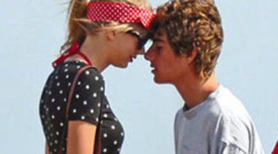 Taylor Swift niega que acudiera a la boda de la prima de Conor Kennedy sin haber sido invitada