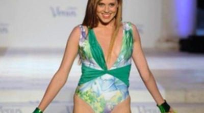 Interviú muestra a María Castro desnuda durante un día de playa en Lanzarote