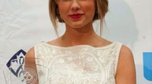 Taylor Swift celebra su vuelta a la música con el premio 'Nueva generación' en Canadá