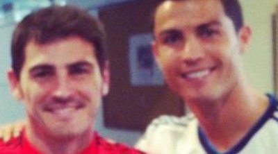 Iker Casillas bromea con la tristeza de Cristiano Ronaldo: "El único que está triste en esta foto es Benzema"