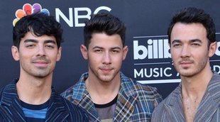 Los Jonas Brothers anuncian el lanzamiento de 'Blood', un libro en el que contarán sus memorias