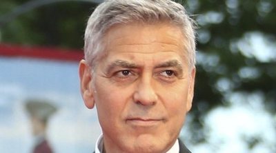 George Clooney, acusado de mantener relaciones sexuales con la cómplice Jeffrey Epstein
