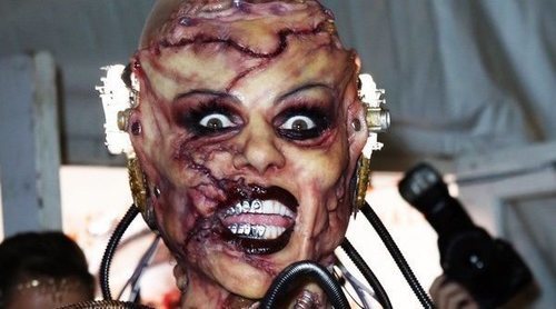 Heidi Klum apuesta por un espeluznante disfraz de alienígena para Halloween 2019