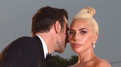 Lady Gaga confiesa su montaje con Bradley Cooper: "La prensa es bastante tonta"