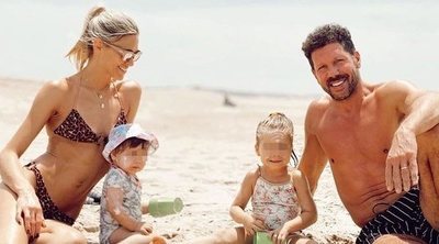 Carla Pereyra y Diego Simeone pasan la Navidad con sus dos hijas en las playas de Uruguay
