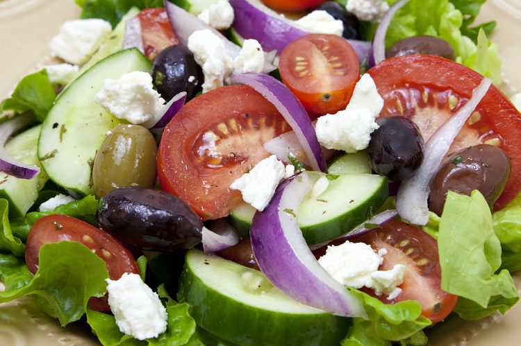 La ensalada griega es muy rica en nutrientes