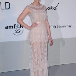 Kirsten Dunst en la gala amFAR en Cannes