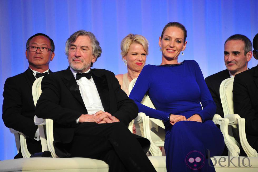 Robert de Niro y Uma Thurman en la clausura del Festival de Cannes