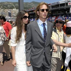 Andrea Casiraghi y Tatiana Santo Domingo en el Gran Premio de F-1 de Mónaco