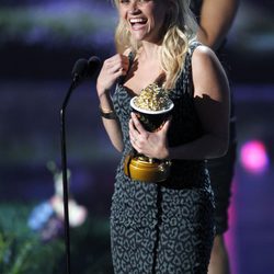 Reese Witherspoon recoge su premio en los MTV Movie Awards 2011