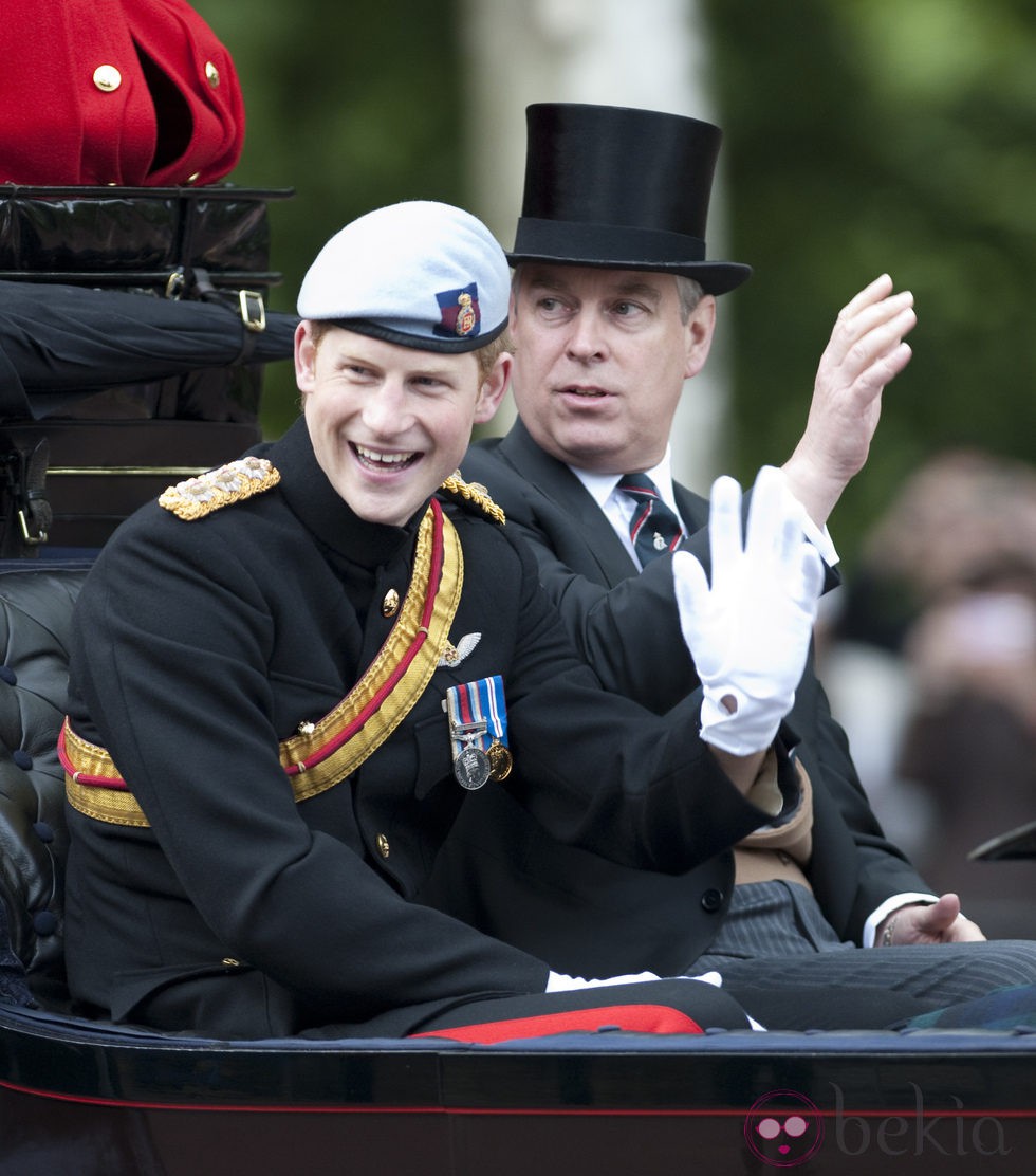 El Príncipe Harry y el Duque de York en 'Trooping the colour'