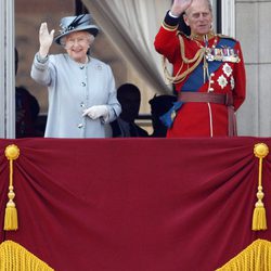 La Reina Isabel II y el Príncipe Felipe de Edimburgo en Buckingham Palace