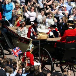 Los Duques de Cambridge, el Príncipe Carlos y la Duquesa de Cornualles en la Jarretera
