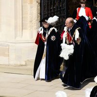 Isabel II y el Duque de Edimburgo en la procesión de la Orden de la Jarretera