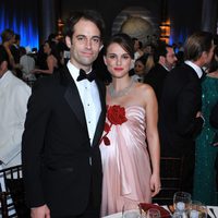 Natalie Portman y Benjamin Millepied en los Globos de Oro 2011