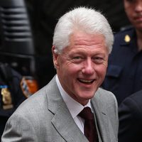 Bill Clinton en el estreno del musical de 'Spider-Man'