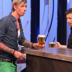 Guti lanzando una cerveza en 'El Hormiguero'