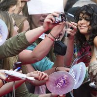 Selena Gomez junto a sus fans en los MuchMusic Video Awards 2011
