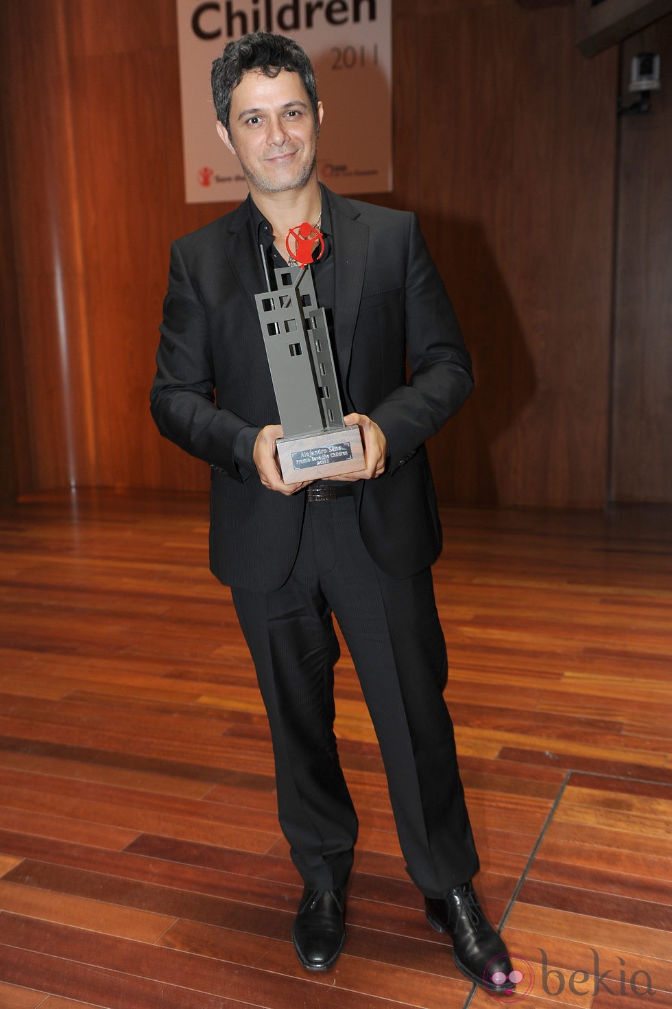 Alejandro Sanz en los Premios 'Save the Children' 2011