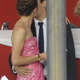 Carlota Casiraghi besa a Alex Dellal en el Concurso Hípico de Monte Carlo