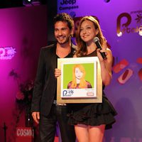 David de María y Russian Red en los Premios Pétalo de Rosa de Cosmopolitan