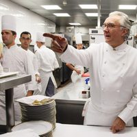 Alain Ducasse, chef que servirá el menú de la boda de Alberto de Mónaco