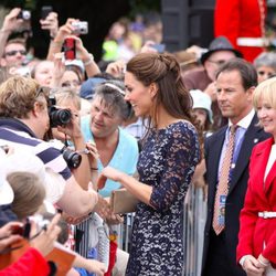 La Duquesa Catalina se da un baño de multitudes en Canadá