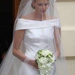 El traje de novia de Charlene Wittstock, diseñado por Armani