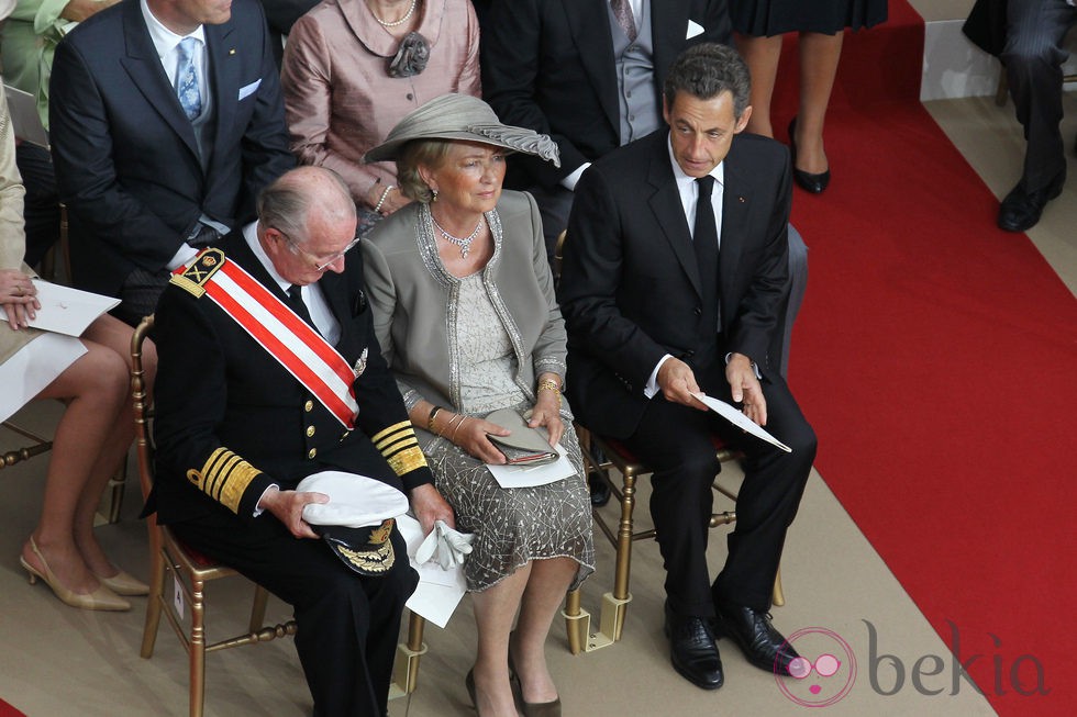 Los Reyes de Bélgica y Nicolas Sarkozy en la boda de Alberto y Charlene