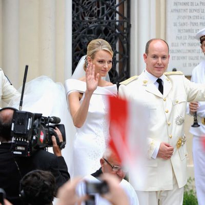 Alberto de Mónaco y Charlene Wittstock: los novios en la boda real religiosa