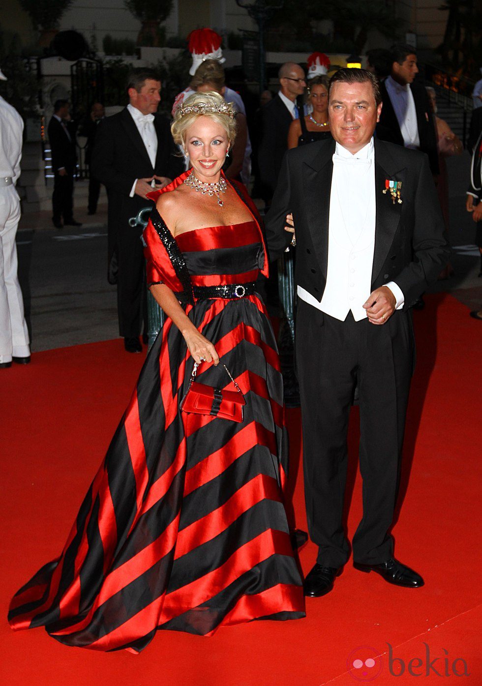 El Príncipe Carlos de Borbón-Dos Siclias con su mujer, la Princesa Camilla, en la cena de gala