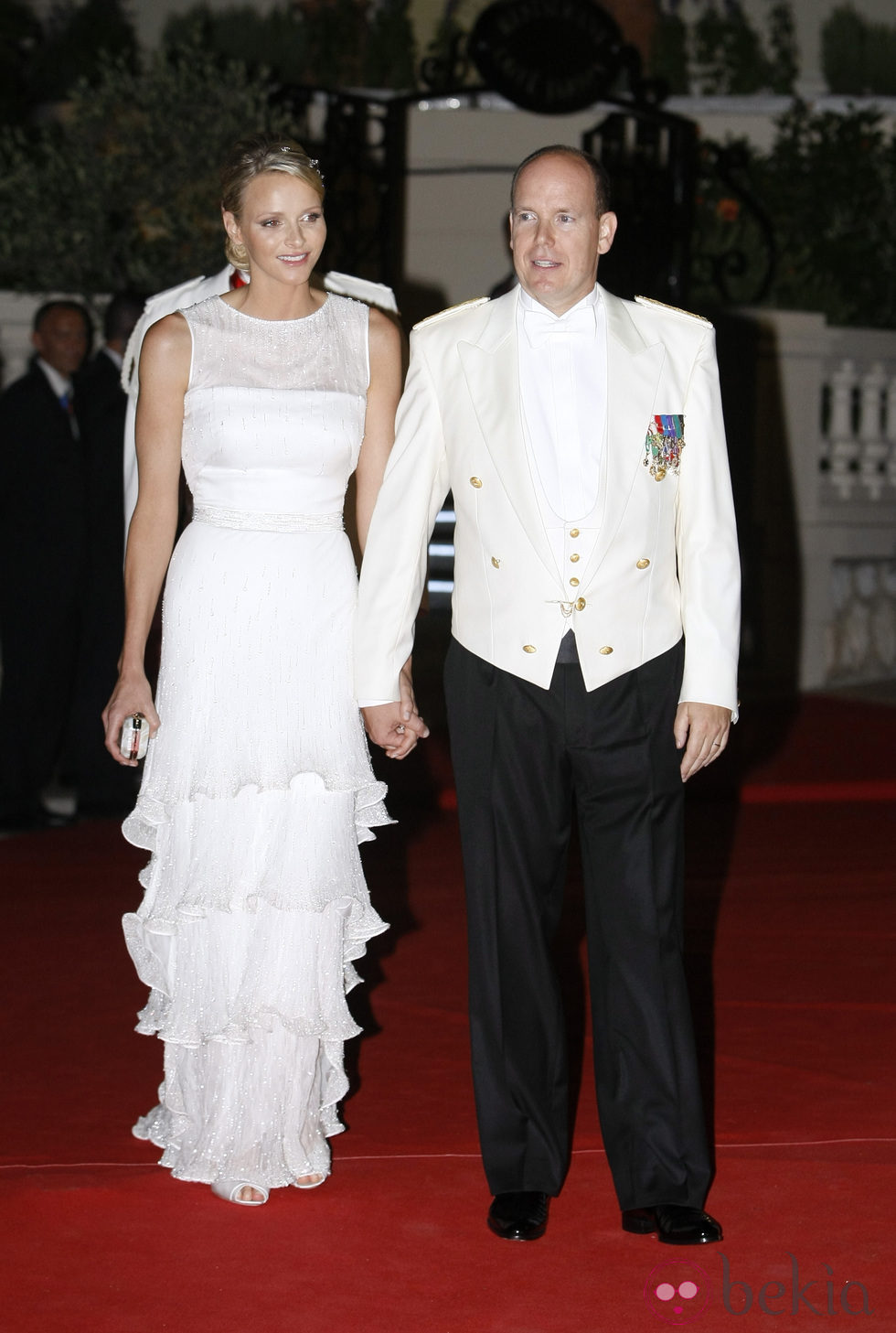 Charlene Wittstock y Alberto de Mónaco llegan a la cena de gala