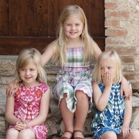 Las hijas de los Príncipes de Holanda durante sus vacaciones en Italia