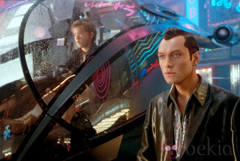 Jude Law y Haley Joel Osment en un momento de la película 'Inteligencia Artificial'