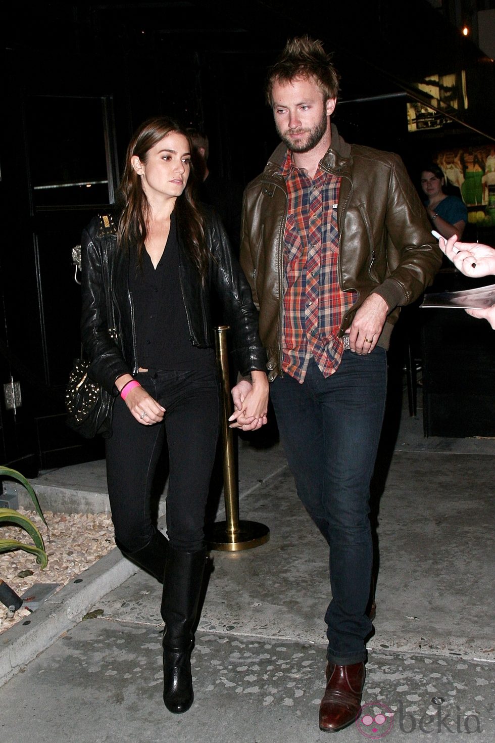 Nikki Reed y Paul MacDonald pasean su amor tras su boda