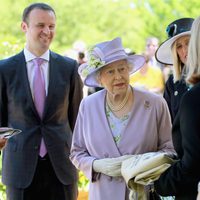 La reina de Inglaterra y el duque de Edimburgo en su viaje oficial a Australia